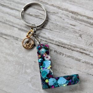 Multicolor letter L keychain With Charm
